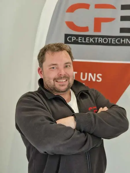 Foto von Christopher Pott, Elektromeister, Gründer und Geschäftsführer der CP-Elektrotechnik GmbH